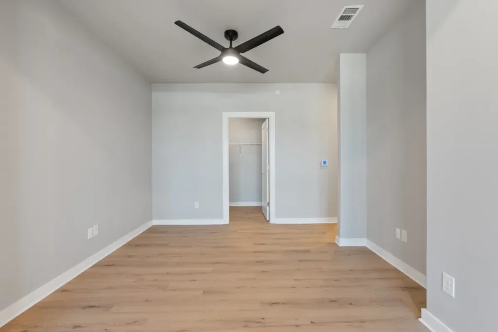 interior-interior-features-3